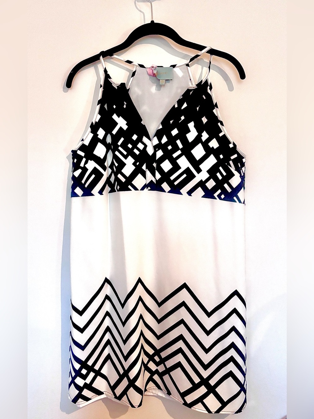 Black & White Skies Are Blue Geometric Mini Dress Racerback Medium